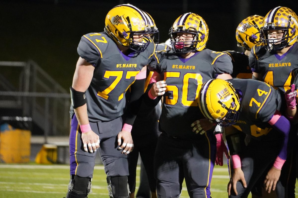 Blue Devils Take Down Titans, 40-20, For 3rd Straight Win