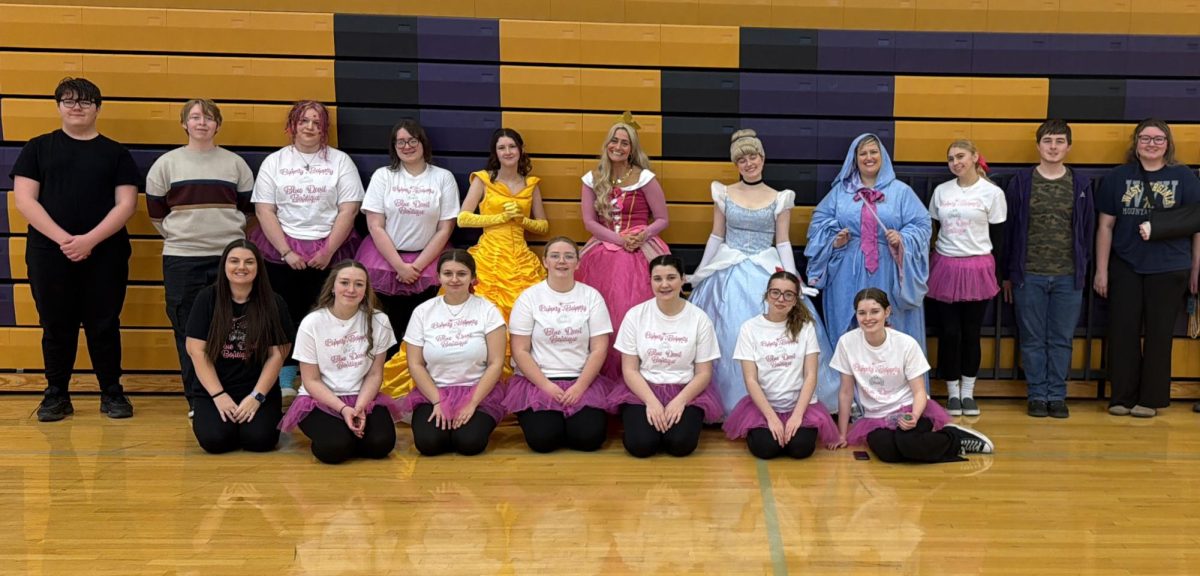 Theatre Department Holds Annual Bippity Boppity Boutique